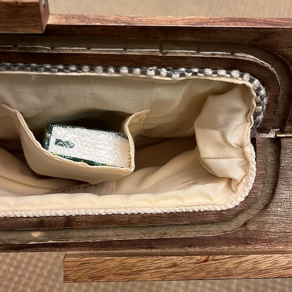 FABULOUS MJ Handcrafted Tribal Clutch - Picture 6 of 11